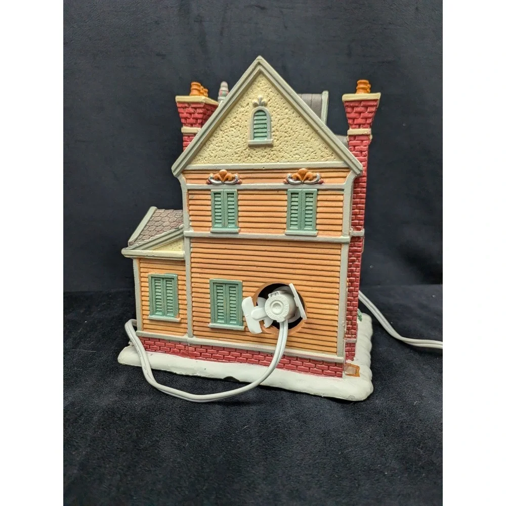 Lemax Carole Towne Collection Christmas Homecoming Lighted House 2011 Retired
